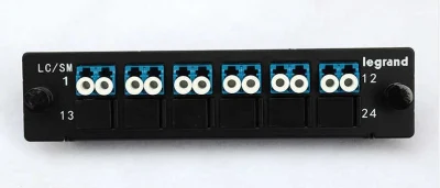 1u 2u 4u ODF-Fasergehäuse Schwarz Lgx Blank LC Sc FC 6-Port-Modular-Faseradapterplatte für Patchpanel-Faseroptik-Adapterstreifen